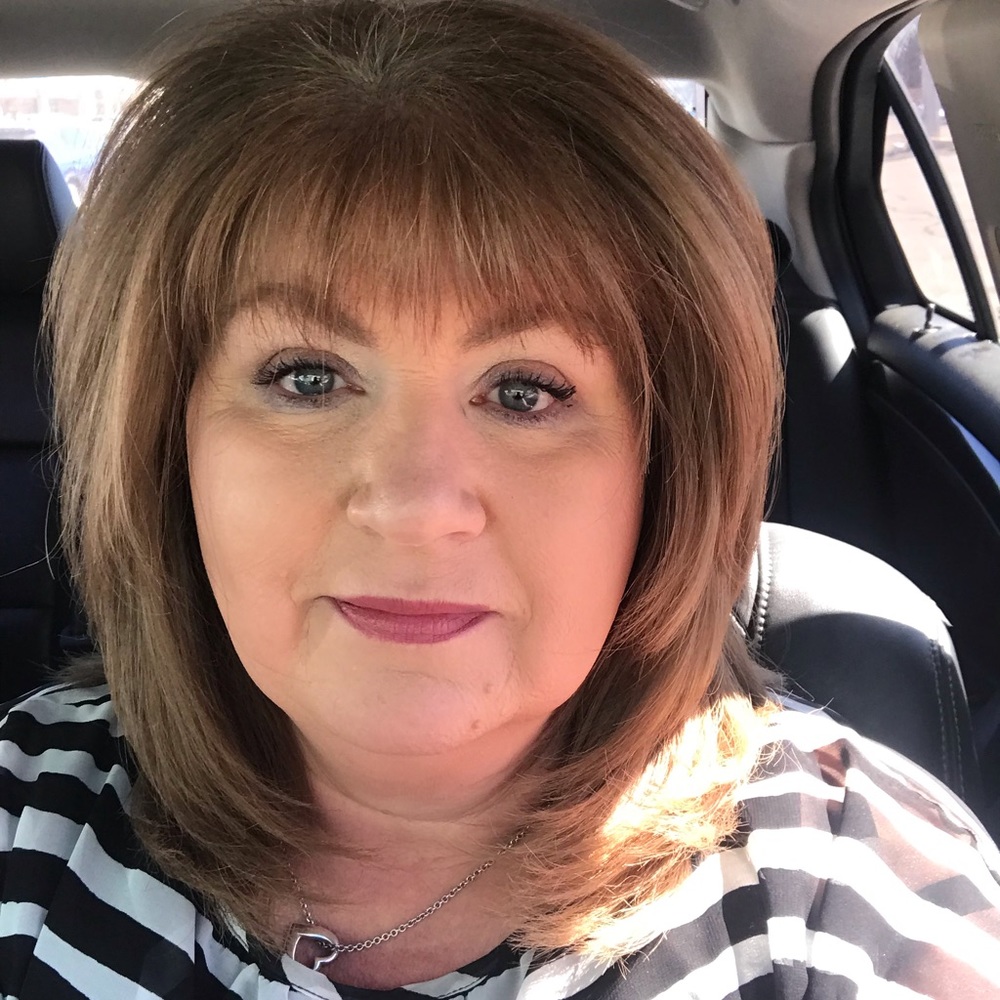 Meet your Posher, Roxann